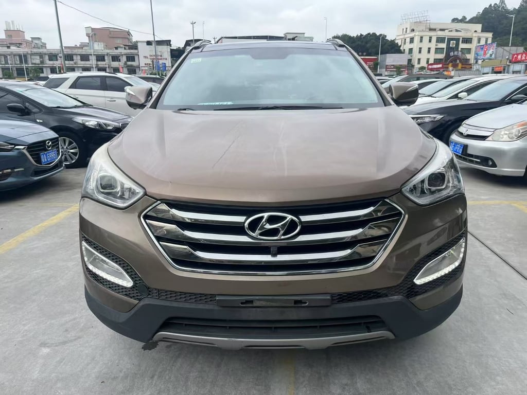 Hyundai Santa Fe 2.4L